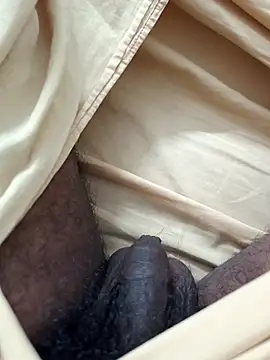 malluflash online show from April 20, 1:35 pm