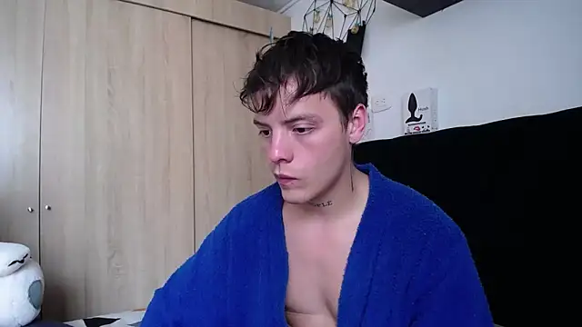 Santiago kiler online show from October 2, 7:29 pm