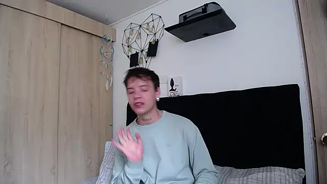 Santiago kiler online show from October 14, 4:25 pm