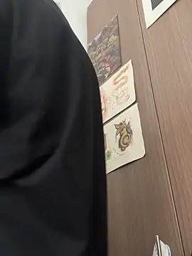 sorry-mom69 online show from December 17, 7:09 pm