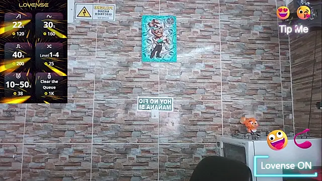 SexDiffrent online show from November 8, 3:37 pm