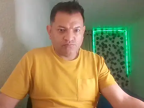 SexDiffrent online show from June 10, 5:35 pm