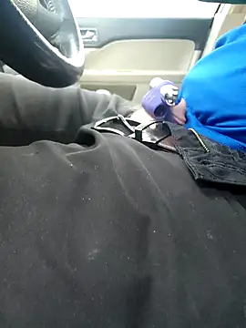 Hotredheadandtoungelasher online show from February 11, 1:16 pm