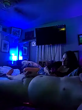 Hotredheadandtoungelasher online show from April 11, 10:41 am