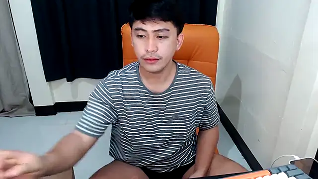 princeJayX online show from November 3, 2:05 am