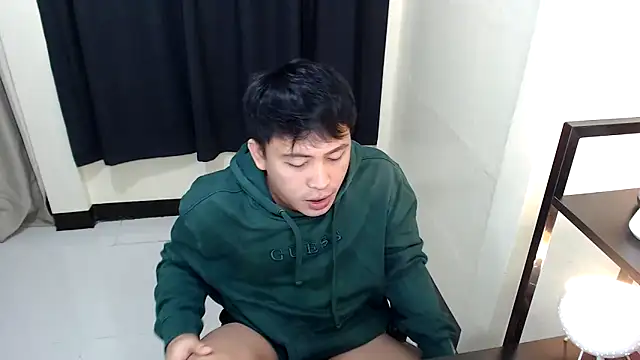 Snapshot of princeJayX chatting on October 8, 10:08 am princeJayX online show from October 8, 10:08 am