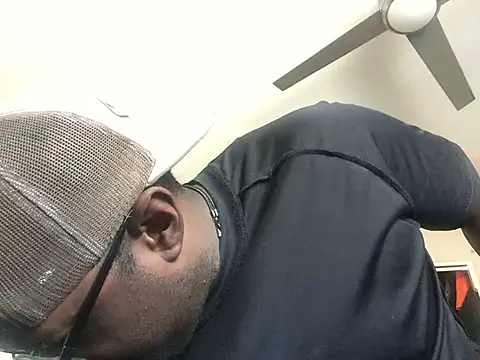 Snapshot of Londonfrotadejr chatting on January 28, 10:12 pm Londonfrotadejr online show from January 28, 10:12 pm