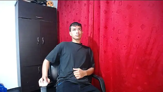 Snapshot of Deiby_casas chatting on October 19, 2:16 am Deiby casas online show from October 19, 2:16 am