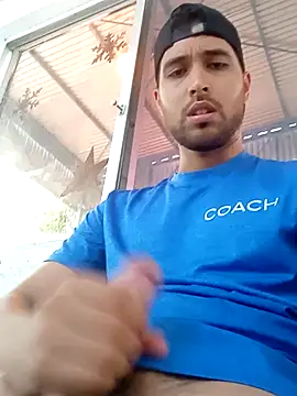 robinson183 online show from April 3, 6:15 pm