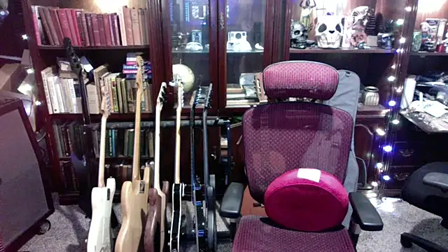 BeardedBear999 online show from September 16, 2:51 pm