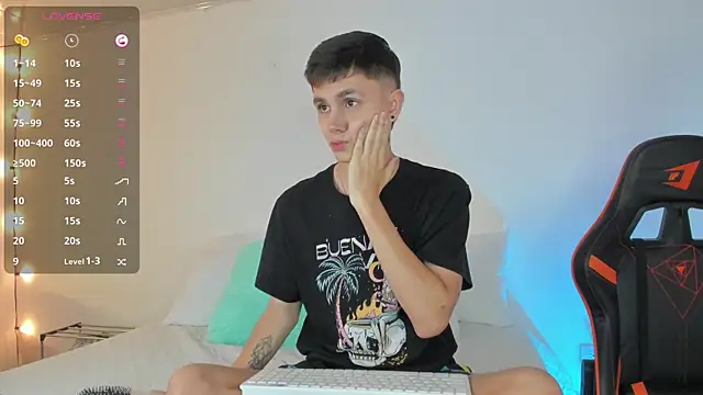 DustinLevine online show from February 10, 12:39 pm