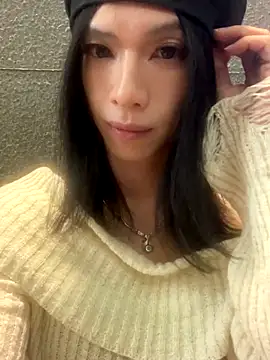 Snapshot of CrytinaSissyCrossdress chatting on October 4, 10:42 am CrytinaSissyCrossdress online show from October 4, 10:42 am