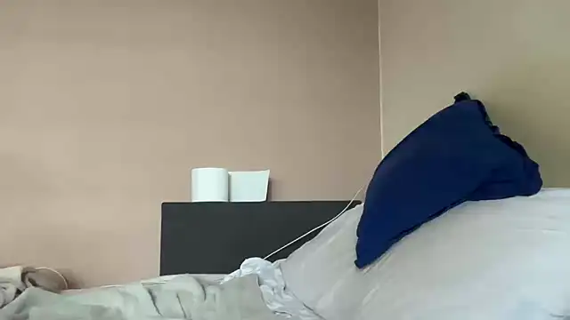 Snapshot of sexybooii6968 chatting on October 13, 1:39 pm sexybooii6968 online show from October 13, 1:39 pm