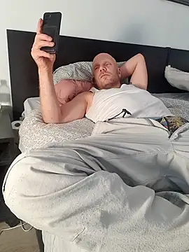 HardSwedee online show from June 12, 2:26 pm