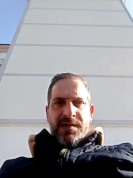 Snapshot of maxbigol chatting on February 17, 9:46 am maxbigol online show from February 17, 9:46 am