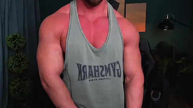 Snapshot of marcobadass chatting on February 13, 11:58 pm marcobadass online show from February 13, 11:58 pm