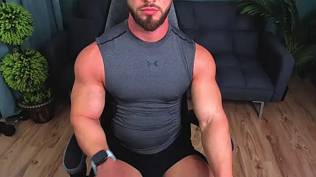 Snapshot of marcobadass chatting on March 12, 8:31 pm marcobadass online show from March 12, 8:31 pm