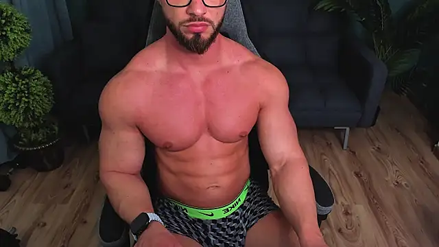 Snapshot of marcobadass chatting on March 11, 1:37 am marcobadass online show from March 11, 1:37 am