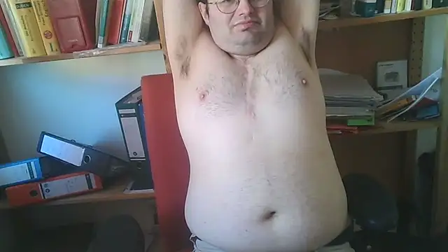 makau1 online show from April 25, 4:48 pm