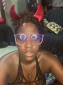 Tategadess online show from April 24, 7:49 pm