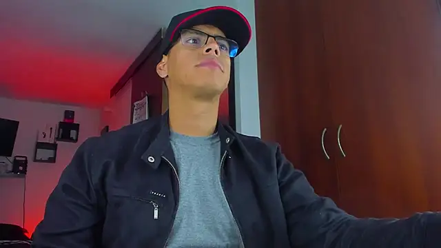  John Boy  online show from March 15, 2:30 am