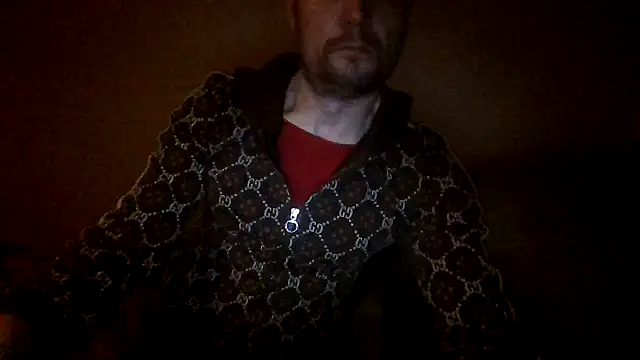 Snapshot of Chezz_055 chatting on December 18, 7:04 am Chezz 055 online show from December 18, 7:04 am