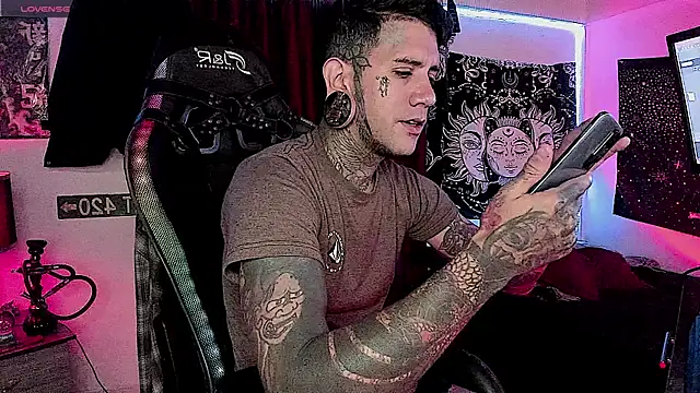 josh  ackerman online show from December 21, 2:41 am