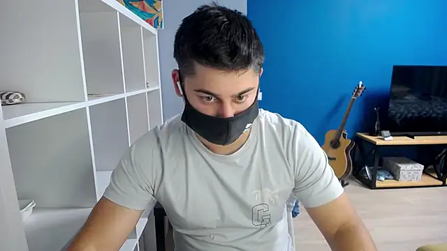 Tomguys online show from December 2, 1:33 pm