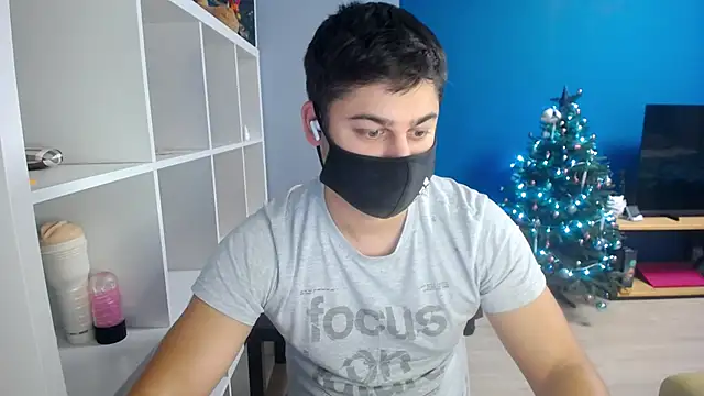 Tomguys online show from December 26, 7:27 pm