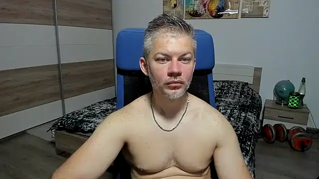 RobbyShawz online show from June 22, 4:52 am