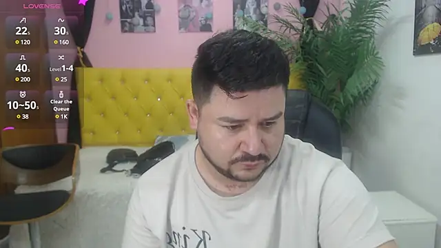 Snapshot of oso_dirty_ chatting on March 2, 5:31 pm oso dirty  online show from March 2, 5:31 pm