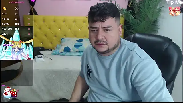 Snapshot of oso_dirty_ chatting on December 17, 5:26 pm oso dirty  online show from December 17, 5:26 pm