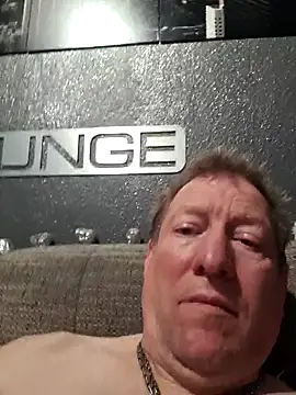 tomtom111111 online show from November 13, 4:00 pm