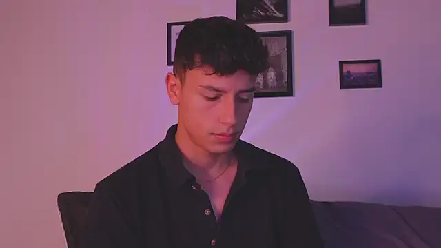 I Gabriel online show from January 14, 5:23 am