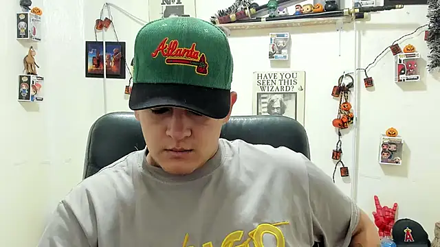 Snapshot of ney_22 chatting on October 19, 2:42 pm ney 22 online show from October 19, 2:42 pm