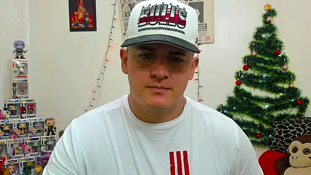 Snapshot of ney_22 chatting on December 27, 3:31 am ney 22 online show from December 27, 3:31 am