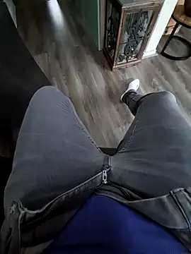 toppiefloppi online show from February 12, 8:16 am