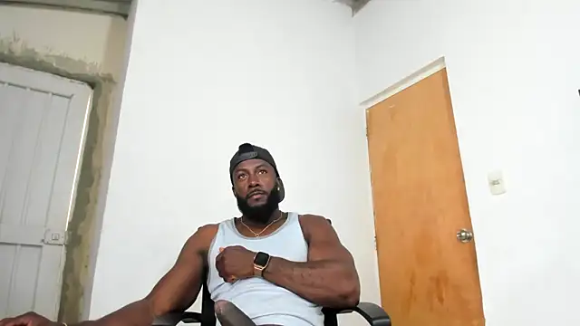 Snapshot of DaleHamilton chatting on December 28, 4:41 pm DaleHamilton online show from December 28, 4:41 pm