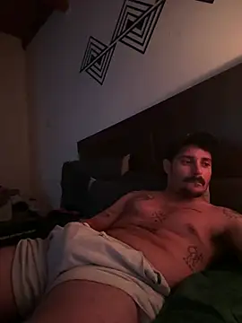 mrtnivnn online show from March 16, 5:44 am