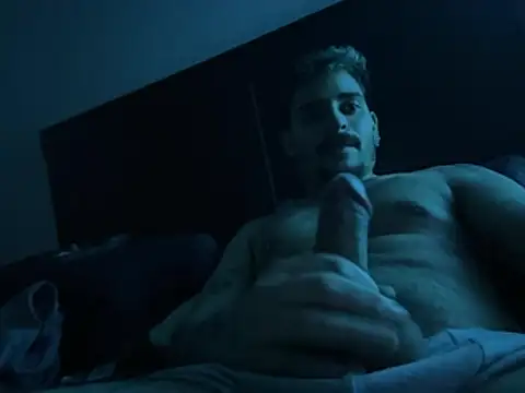 mrtnivnn online show from April 10, 12:17 am