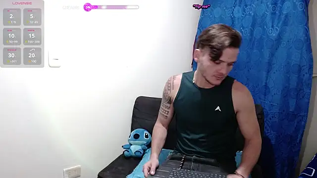 Snapshot of ramseesh chatting on December 12, 3:10 am ramseesh online show from December 12, 3:10 am