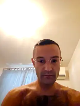 Snapshot of enricso chatting on October 6, 12:54 pm enricso online show from October 6, 12:54 pm