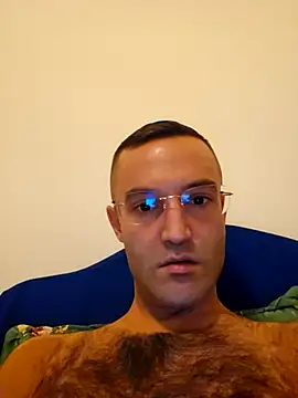 Snapshot of enricso chatting on October 1, 12:53 pm enricso online show from October 1, 12:53 pm