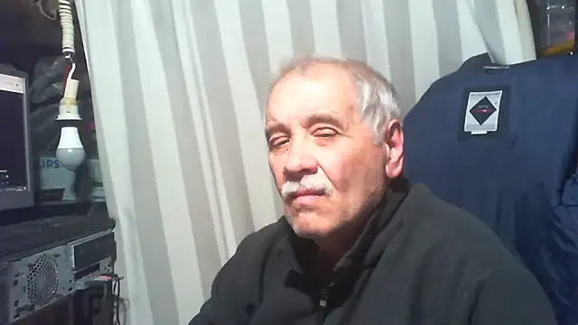 nonnomaturobisex online show from May 20, 3:29 pm
