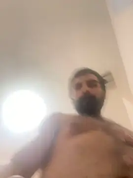 Snapshot of imyogi23 chatting on December 19, 4:02 pm imyogi23 online show from December 19, 4:02 pm