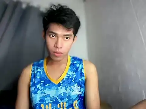 Lightjt04 online show from May 5, 6:19 pm