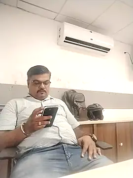 Desi Londa 143 online show from April 4, 3:58 am