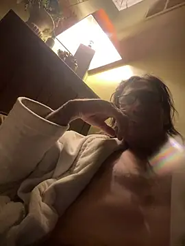 odieopie73 online show from February 11, 8:48 am