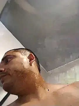 thickcocklatino online show from October 22, 10:57 pm