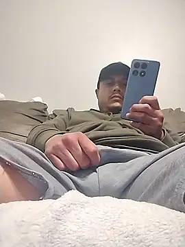 thickcocklatino online show from March 5, 9:11 pm